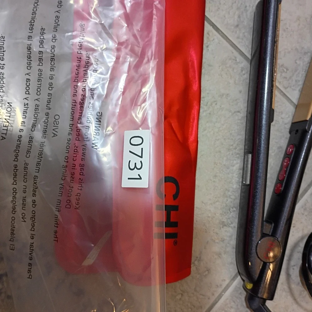 CHI G2 Ceramic and Titanium 1 inch Hair Styling Flat Iron Charcoal GF1595